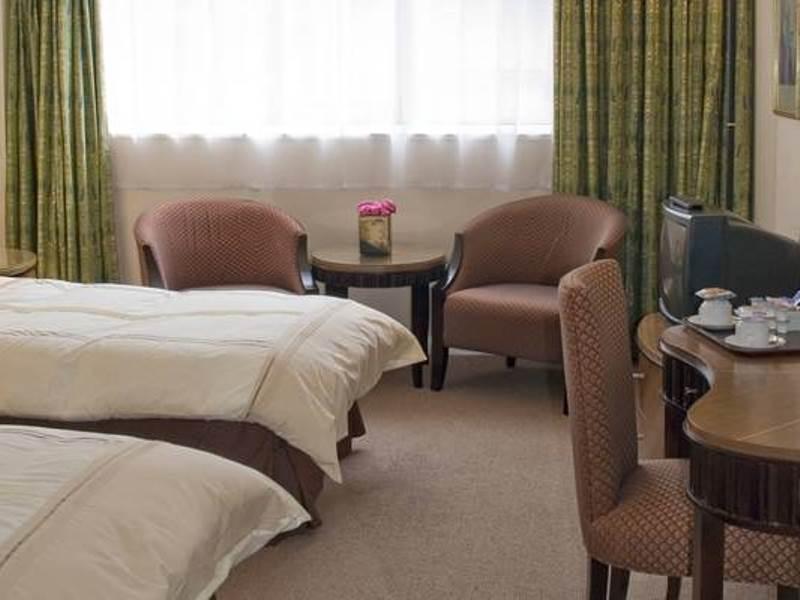 Hotel Europa Gatwick &