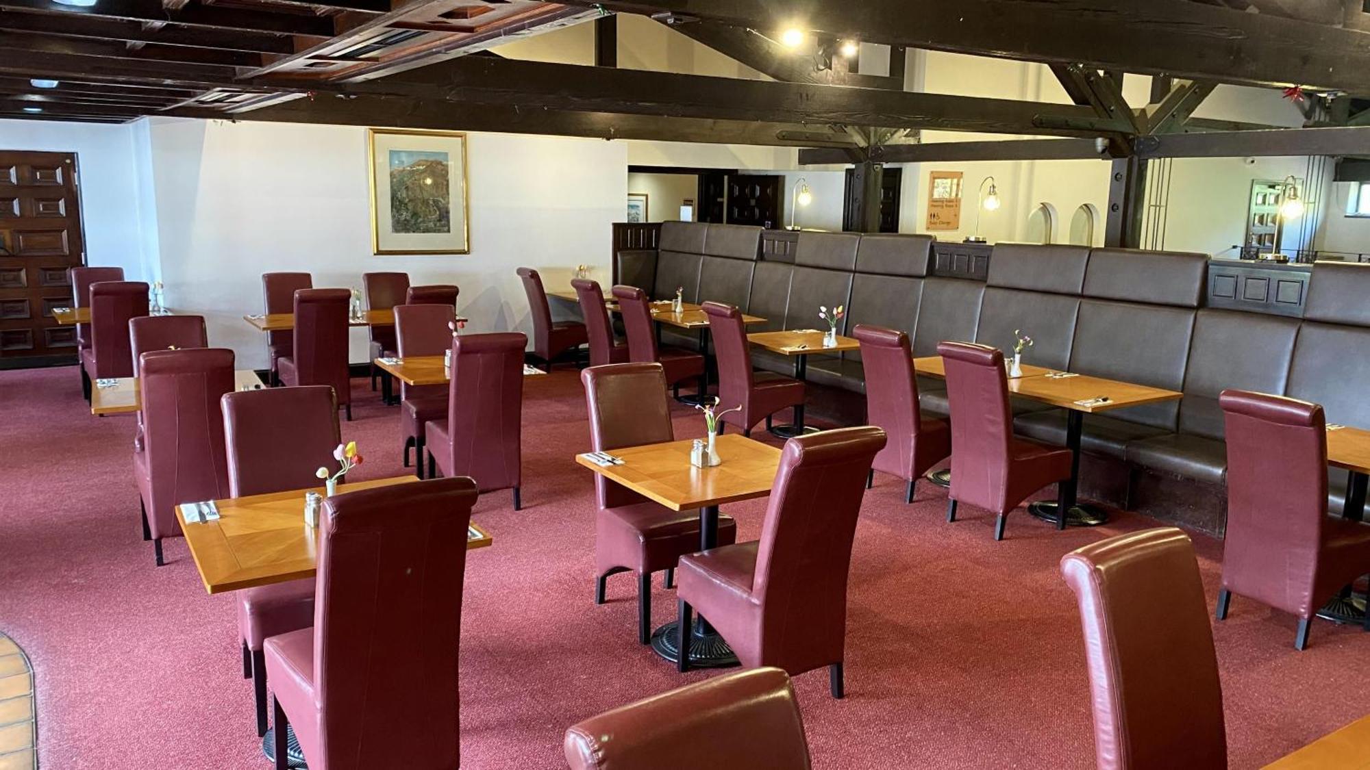 Europa Gatwick & 3* Crawley (West Sussex)