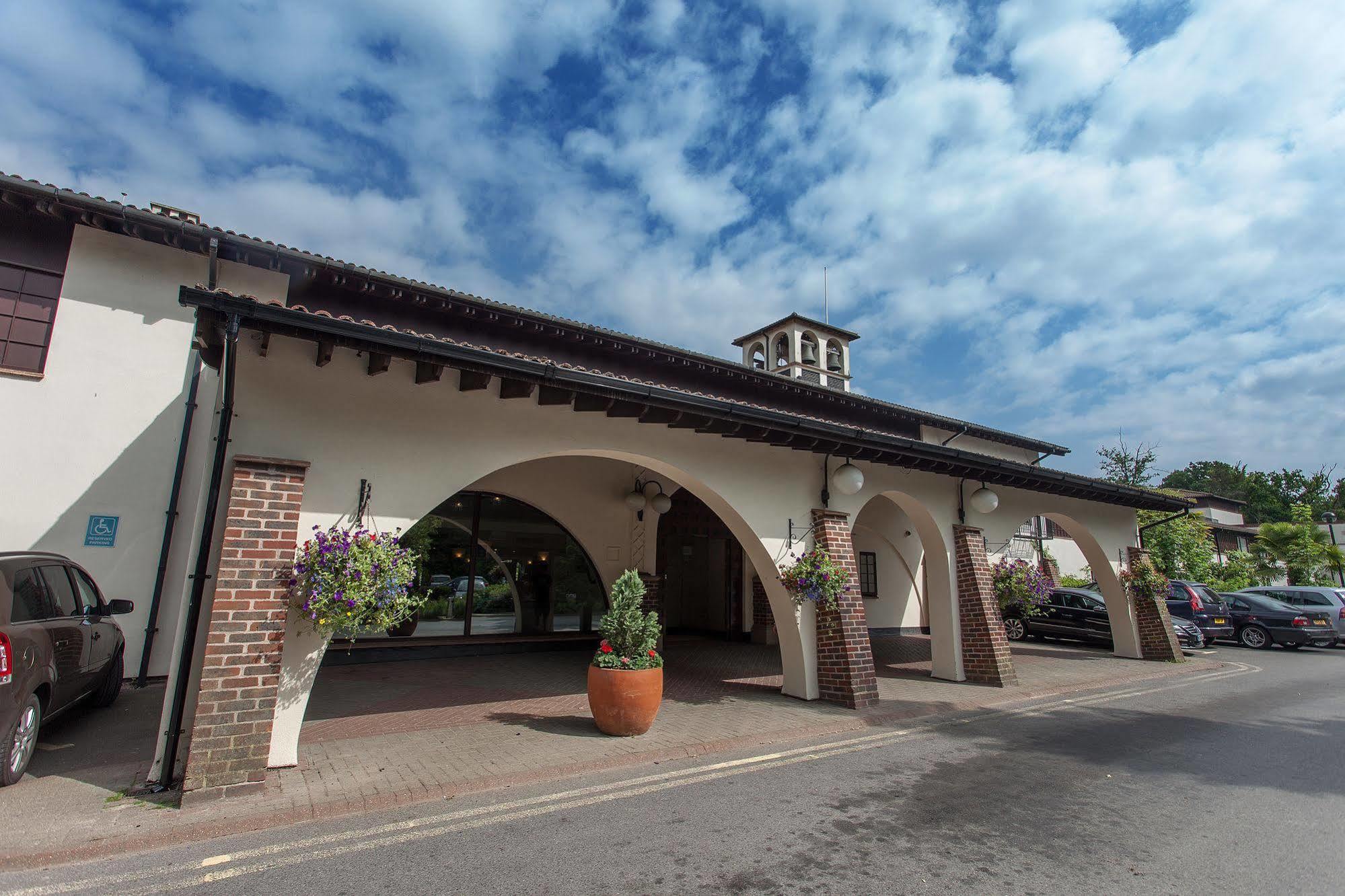 Europa Gatwick & Hotel Crawley (West Sussex)
