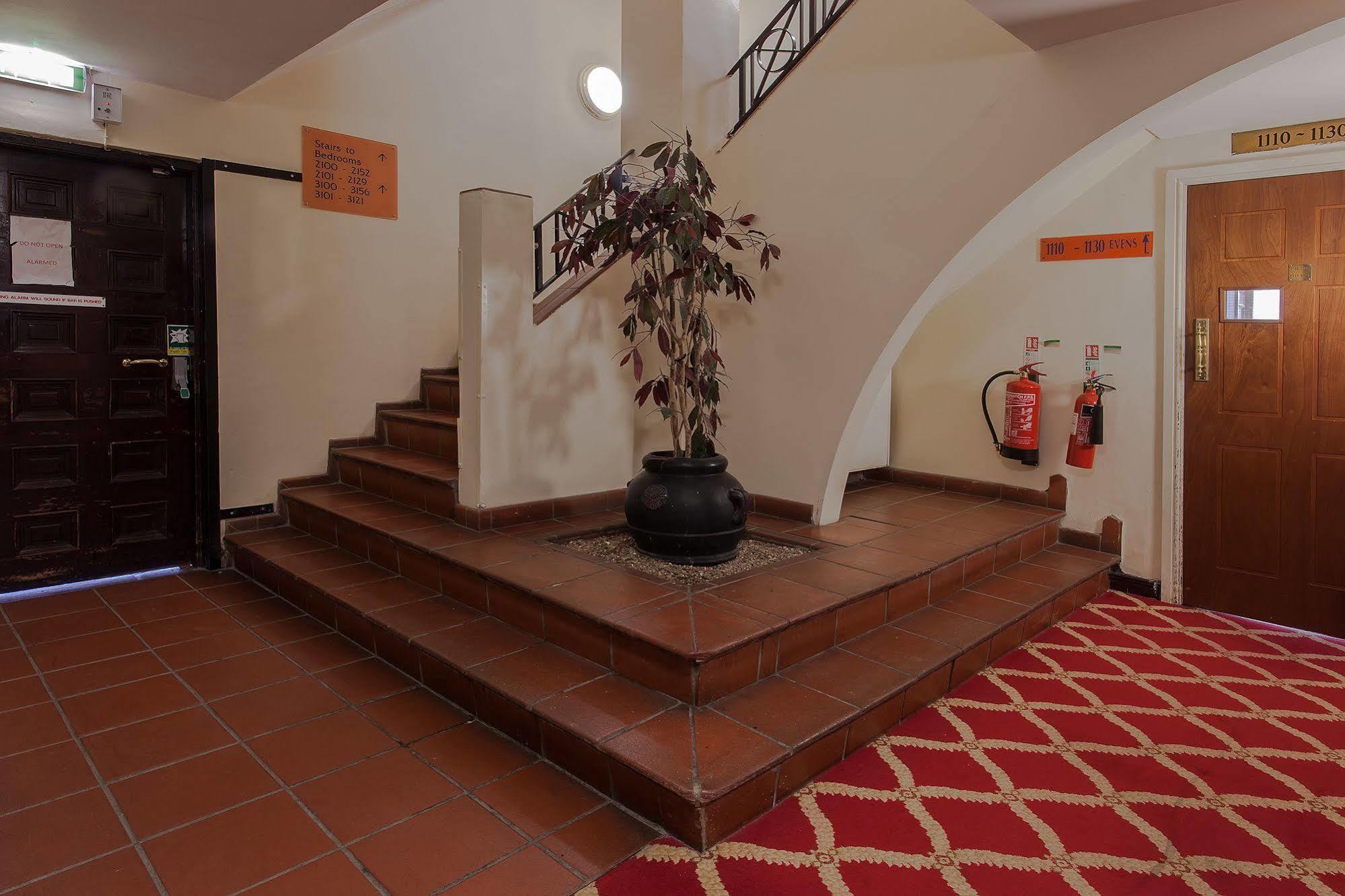 Europa Gatwick & Hotel Crawley (West Sussex)