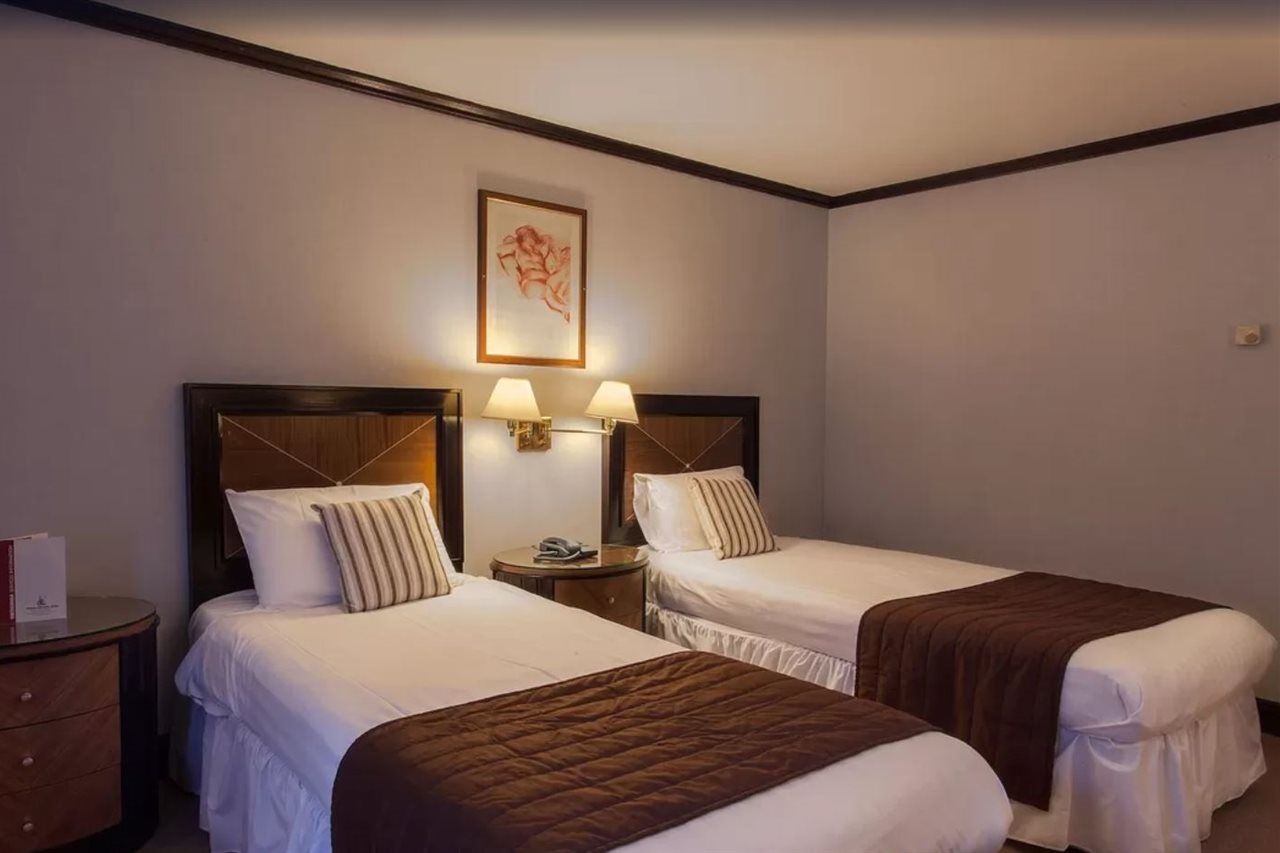 Hotel Europa Gatwick &