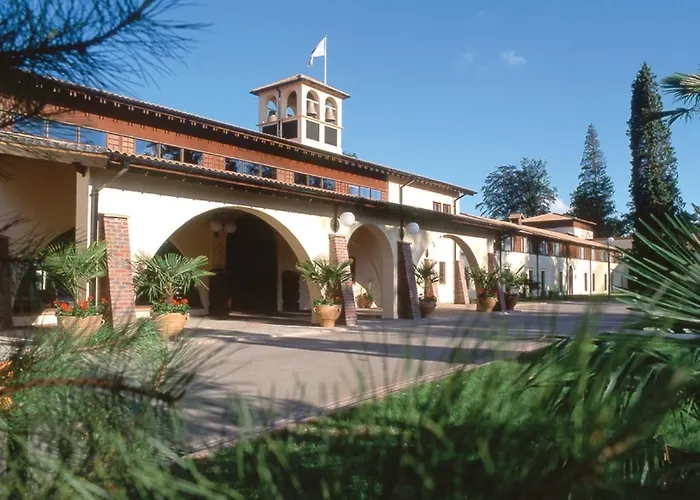 Europa Gatwick Hotel & Spa